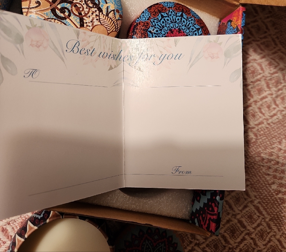 Gift Set Box Of 4 Candles - Picture 3 of 10